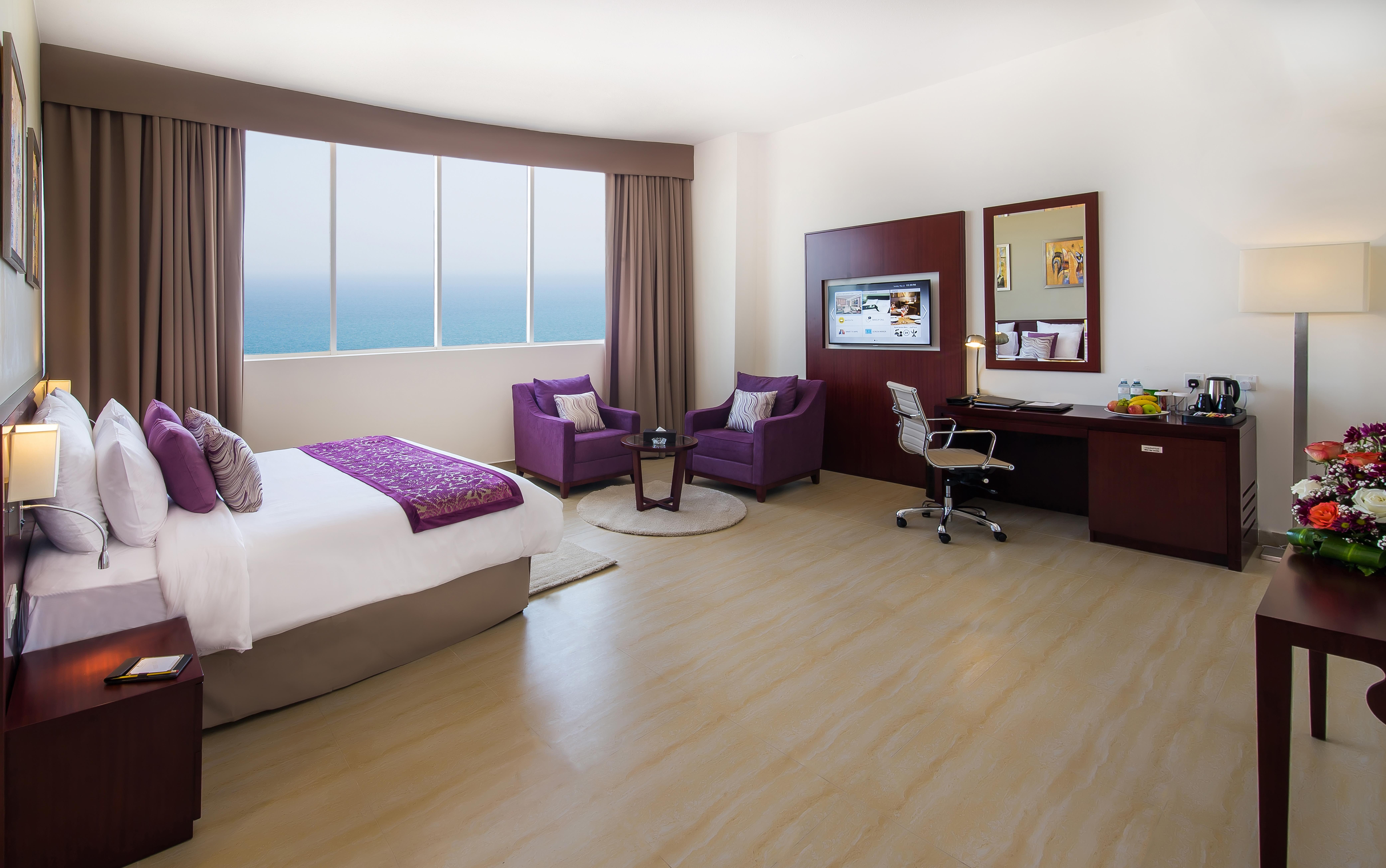 V Hotel Fujairah Bagian luar foto