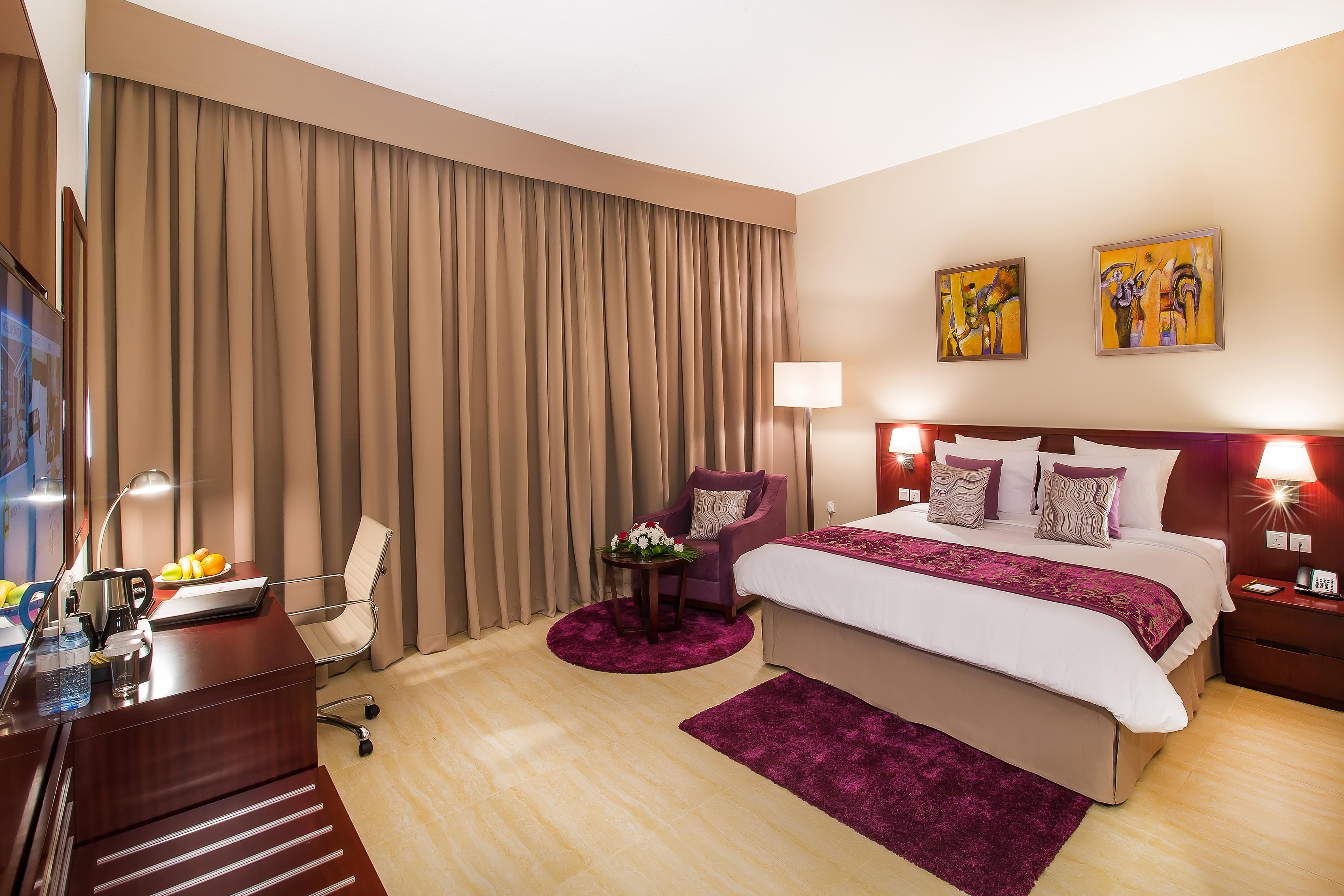 V Hotel Fujairah Bagian luar foto