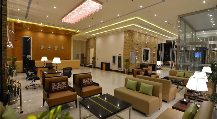 V Hotel Fujairah Bagian luar foto