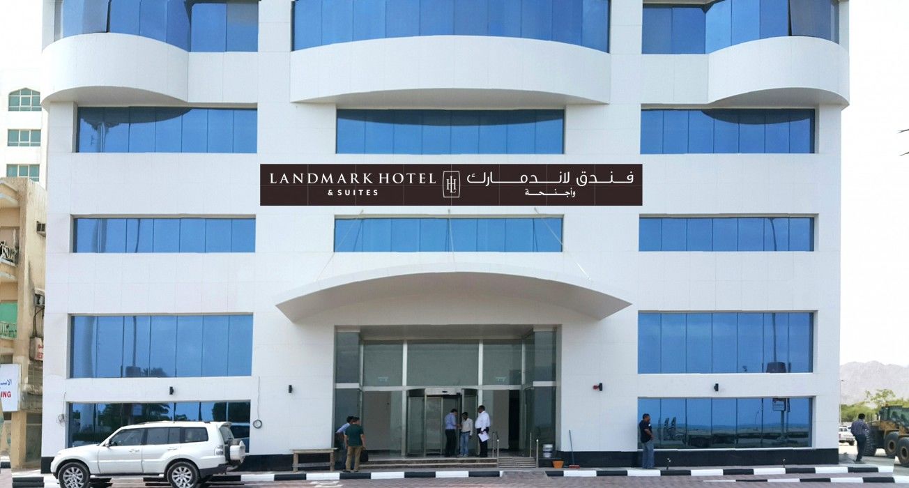 V Hotel Fujairah Bagian luar foto