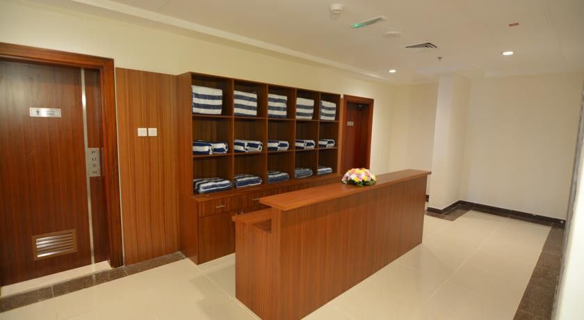 V Hotel Fujairah Bagian luar foto